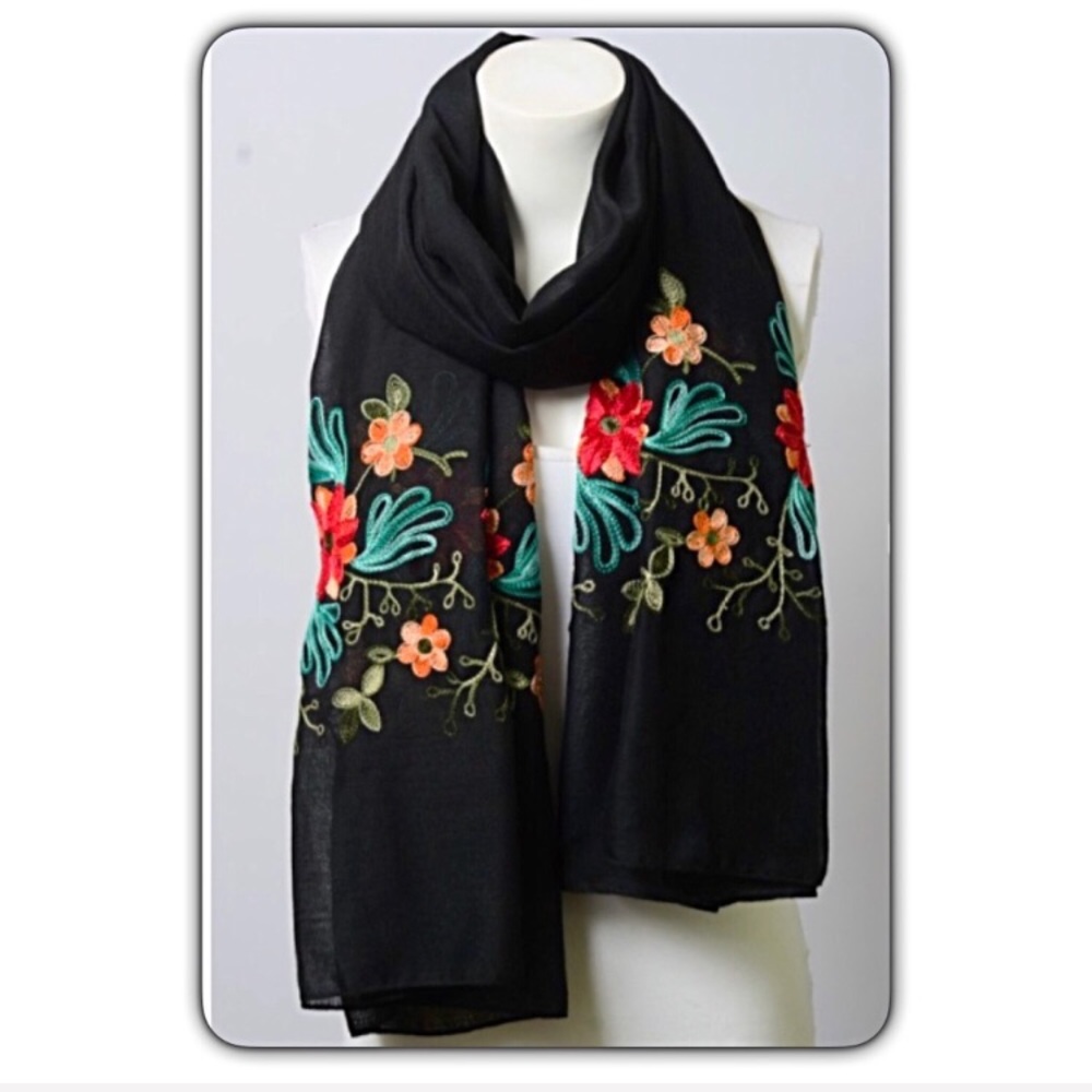 Boho Chic Lightweight Embroidered Floral Scarf NEW - Picture 4 of 6